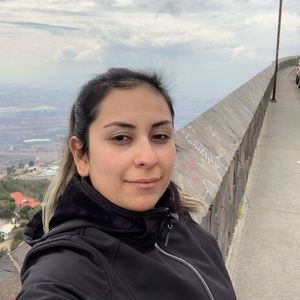 Meet your Posher, Maria